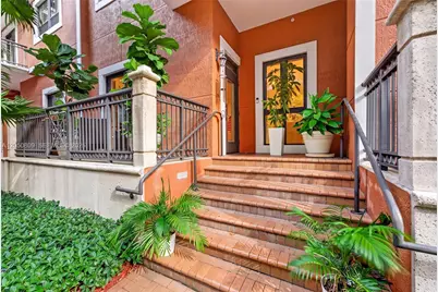 8390 SW 72nd Ave, Miami, FL 33143 - Photo 7