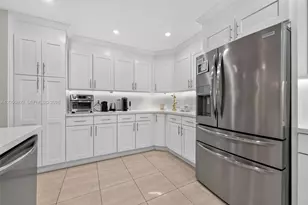 8390 SW 72nd Ave, Miami, FL 33143 - Photo 13