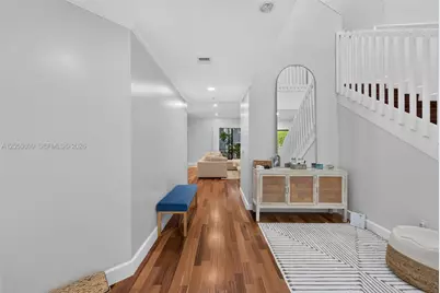 8390 SW 72nd Ave, Miami, FL 33143 - Photo 9