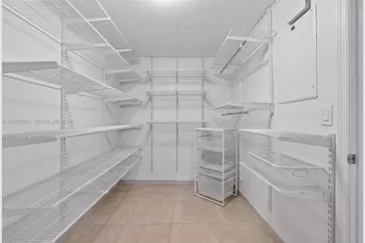 8390 SW 72nd Ave, Miami, FL 33143 - Photo 23