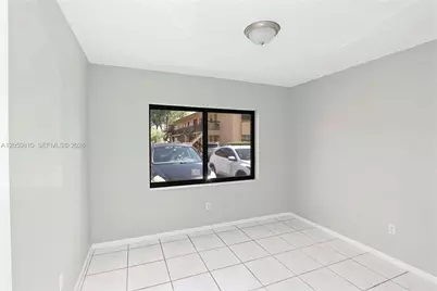 2530 W 67th Pl #11-29, Hialeah, FL 33016 - Photo 15
