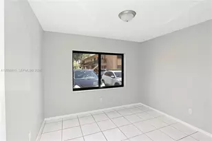 2530 W 67th Pl, Hialeah, FL 33016 - Photo 15