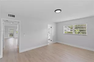 213 N Oakridge N, Deerfield Beach, FL 33442 - Photo 23
