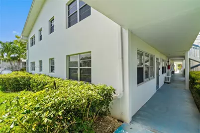 213 N Oakridge N #213, Deerfield Beach, FL 33442 - Photo 15