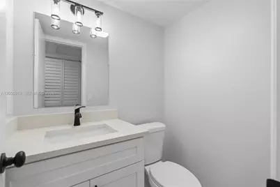 213 N Oakridge N #213, Deerfield Beach, FL 33442 - Photo 7