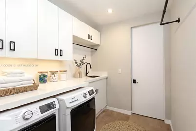 5401 Pine Tree Drive #5401, Miami Beach, FL 33140 - Photo 31