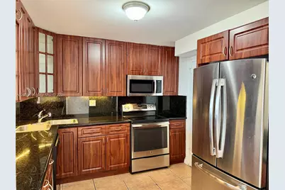 2780 NE 183rd St #2012, Aventura, FL 33160 - Photo 7