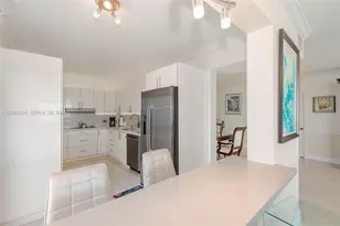 8855 Collins Ave, Surfside, FL 33154 - Photo 13