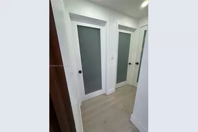 690 E 46th St, Hialeah, FL 33013 - Photo 11