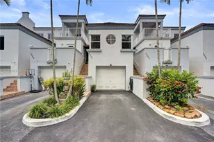 2404 NE 135th St, North Miami, FL 33181 - Photo 3