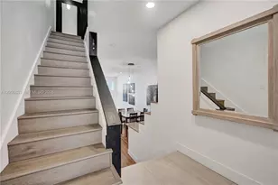 2404 NE 135th St, North Miami, FL 33181 - Photo 23