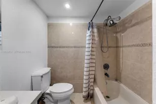 9958 SW 88th St, Miami, FL 33176 - Photo 11