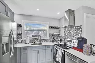 608 N 24th Ave, Hollywood, FL 33020 - Photo 13
