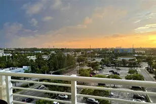 2775 NE 187th St, Aventura, FL 33180 - Photo 25