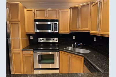 9301 SW 92nd Ave #212B, Miami, FL 33176 - Photo 7