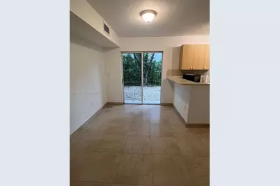 2911 SE 13th Rd #106-40, Homestead, FL 33035 - Photo 5