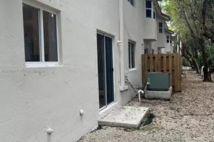 2911 SE 13th Rd, Homestead, FL 33035 - Photo 19