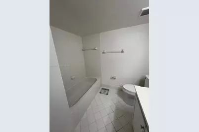2911 SE 13th Rd #106-40, Homestead, FL 33035 - Photo 9