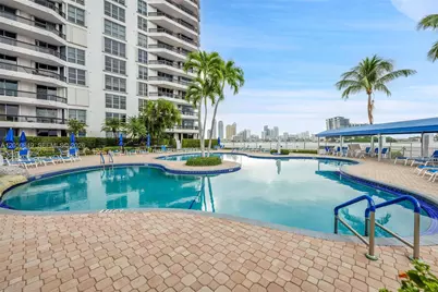 3530 Mystic Pointe Dr #710, Aventura, FL 33180 - Photo 31
