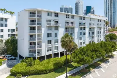 17800 Atlantic Blvd #PH15, Sunny Isles Beach, FL 33160 - Photo 1