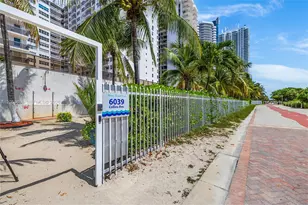 6039 Collins Ave, Miami Beach, FL 33140 - Photo 39