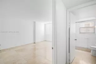 6039 Collins Ave, Miami Beach, FL 33140 - Photo 15