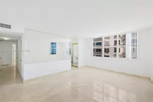 6039 Collins Ave, Miami Beach, FL 33140 - Photo 21