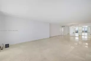 6039 Collins Ave, Miami Beach, FL 33140 - Photo 9