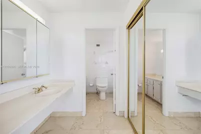 6039 Collins Ave #517, Miami Beach, FL 33140 - Photo 25
