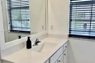 4323 Maybelle Ln, West Palm Beach, FL 33417 - Photo 25