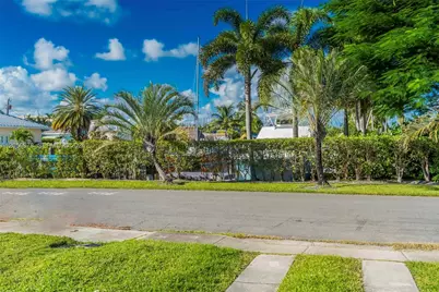 230 NE 2nd Pl, Dania Beach, FL 33004 - Photo 27
