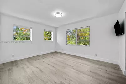230 NE 2nd Pl, Dania Beach, FL 33004 - Photo 21