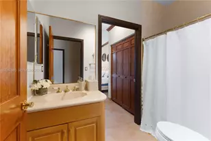 21399 Marina Cove Cir, Aventura, FL 33180 - Photo 17