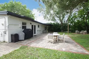 5030 SW 113th Ct, Miami, FL 33165 - Photo 11