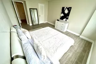 1500 Bay Rd, Miami Beach, FL 33139 - Photo 7