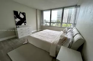 1500 Bay Rd, Miami Beach, FL 33139 - Photo 5