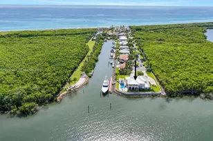 4105 NE Rigel's Cove Way, Hutchinson Island, FL 34957 - Photo 3