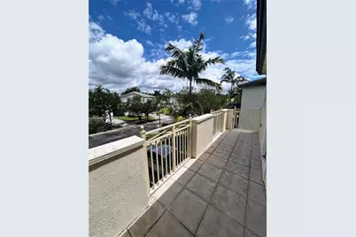 215 NE 32nd Ter, Homestead, FL 33033 - Photo 15