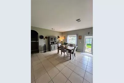 215 NE 32nd Ter, Homestead, FL 33033 - Photo 7