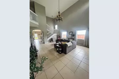 215 NE 32nd Ter, Homestead, FL 33033 - Photo 3