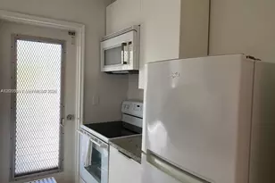 7935 Carlyle Ave, Miami Beach, FL 33141 - Photo 7