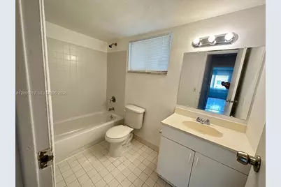 505 NW 177th St #111, Miami Gardens, FL 33169 - Photo 5