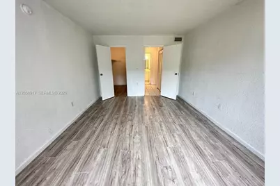 505 NW 177th St #111, Miami Gardens, FL 33169 - Photo 3
