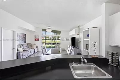502 Woodgate Cir #B, Sunrise, FL 33326 - Photo 5