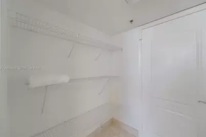 1200 Brickell Bay Dr #2324, Miami, FL 33131 - Photo 23