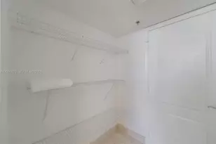 1200 Brickell Bay Dr, Miami, FL 33131 - Photo 23