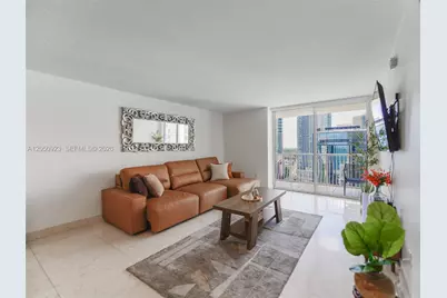 1200 Brickell Bay Dr #2324, Miami, FL 33131 - Photo 1