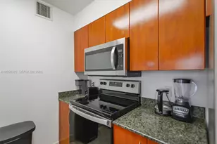 1200 Brickell Bay Dr, Miami, FL 33131 - Photo 13