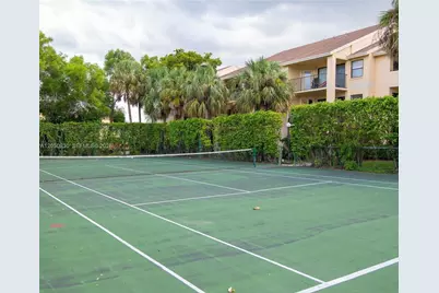 9999 Summerbreeze Dr #403, Sunrise, FL 33322 - Photo 9
