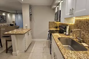 18081 Biscayne Blvd, Aventura, FL 33160 - Photo 3